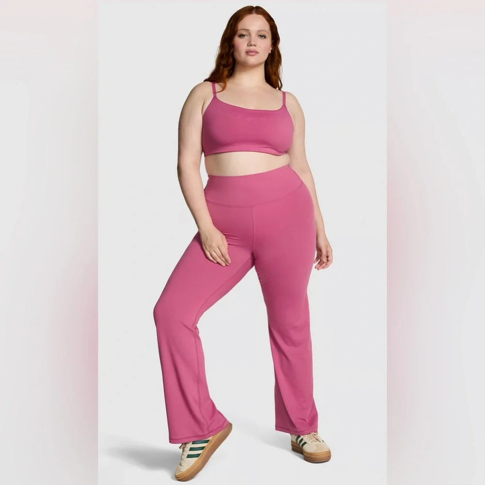 VS PINK RELAY FLARE LEGGINGS